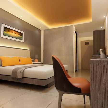 Subic Riviera Hotel And Residences Olongapo Bagian luar foto